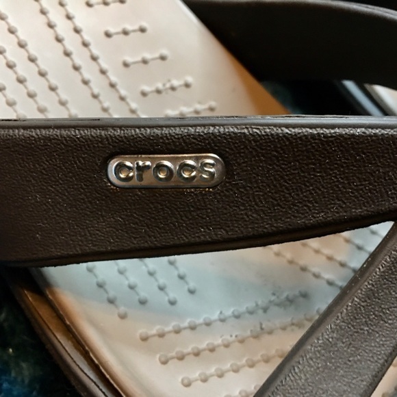 Women’s Slip On CROC Sandals - Picture 4 of 9